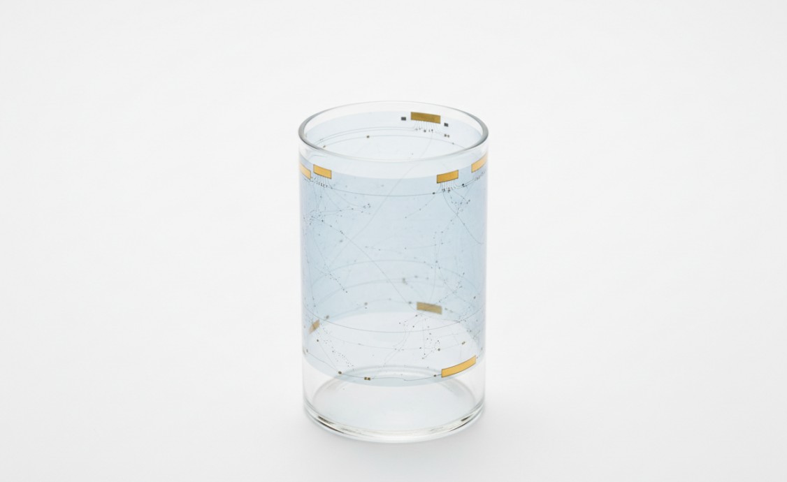 Flexible transparent electronics based on single-walled carbon nanotube thin films.